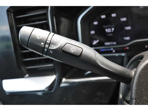 Used 2022 GMC Sierra 1500 SLT AWD/4WD image 17
