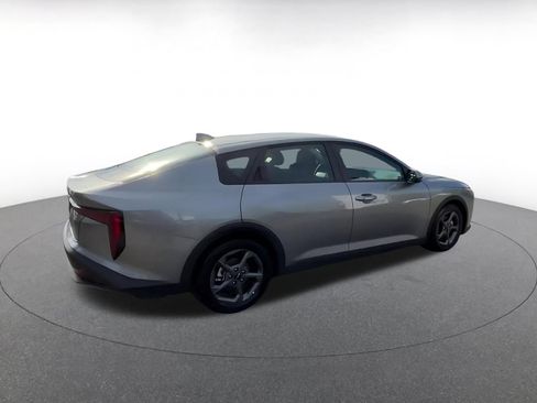 Used 2025 Kia K4 FWD image 12