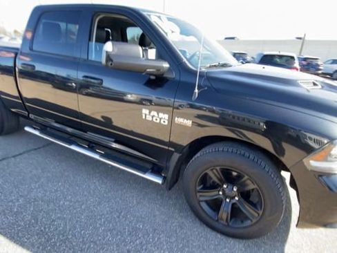 Used 2016 RAM 1500 Sport image 3