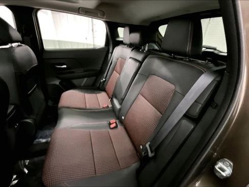 New 2026 Nissan Kicks SR w/ SR Premium Package image 10