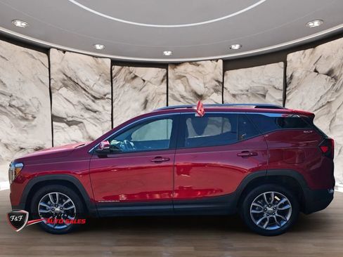 Used 2022 GMC Terrain SLT FWD image 5