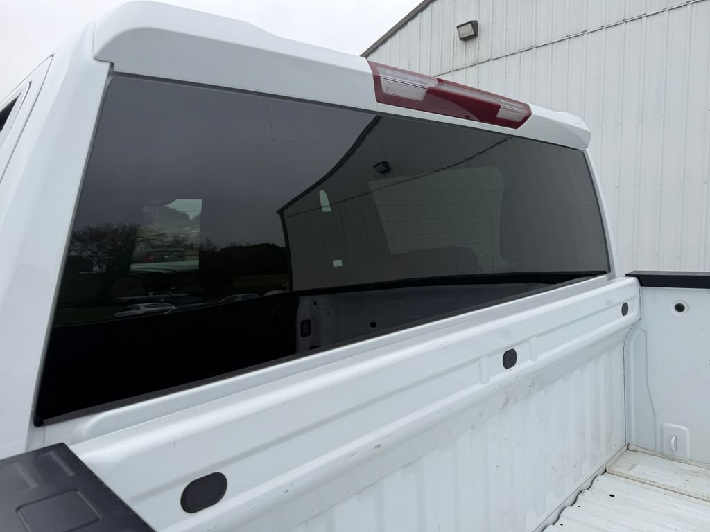 Used 2025 GMC Sierra 1500 SLT AWD/4WD image 14