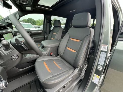 New 2025 GMC Sierra 1500 AT4 w/ AT4 Premium Package image 20