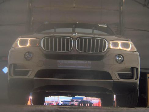 Used 2017 BMW X5 sDrive35i RWD image 3