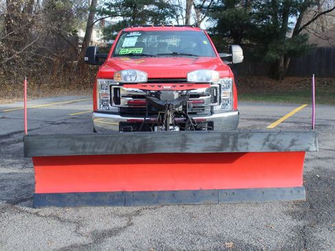 Used 2017 Ford F250 XL w/ Power Equipment Group image 2