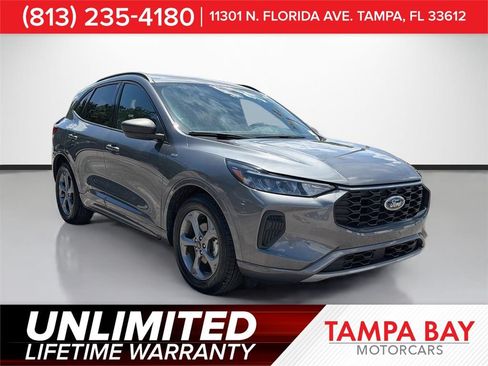 Used 2023 Ford Escape ST-Line FWD image 1