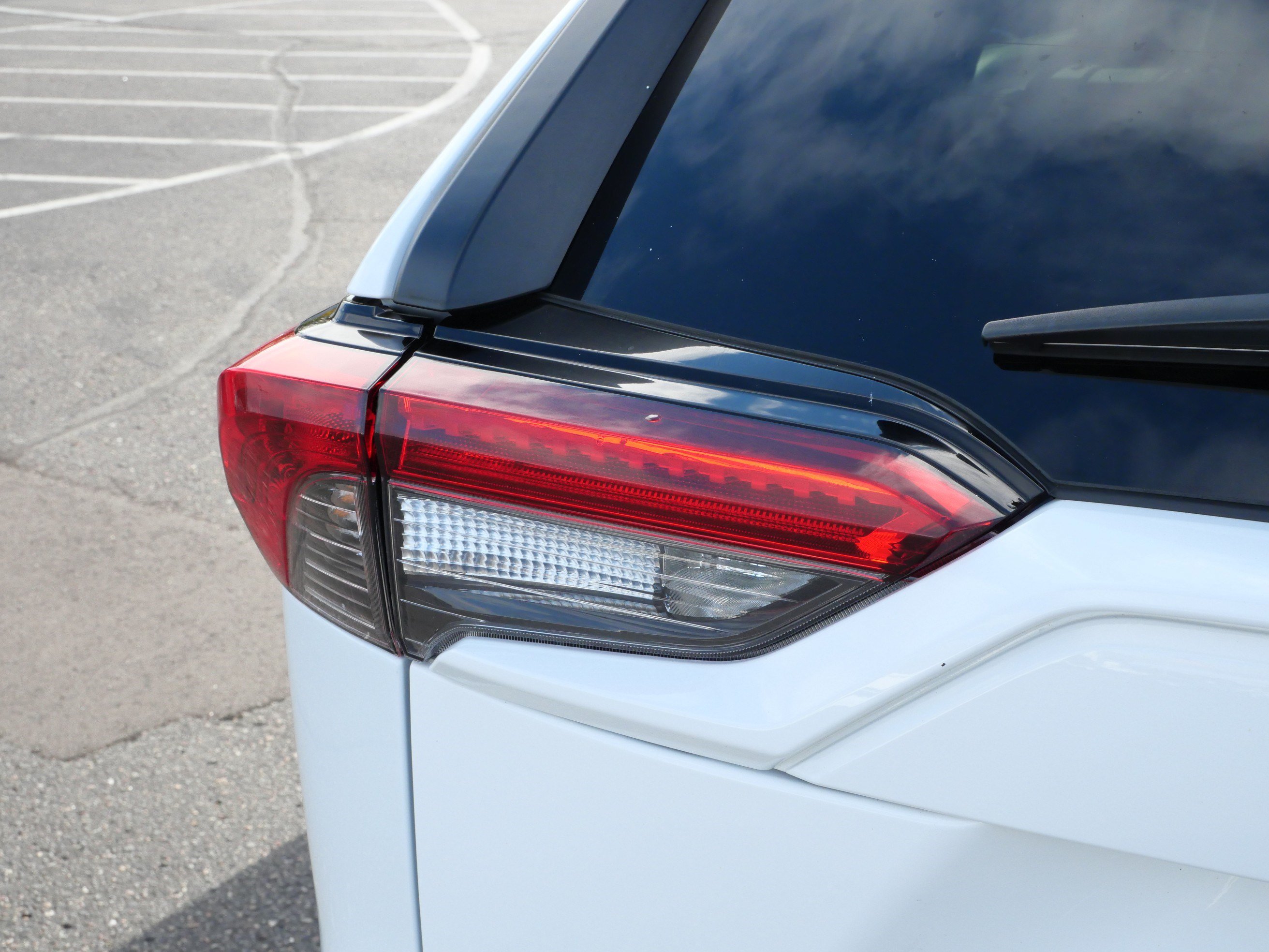 Certified 2025 Toyota RAV4 LE AWD/4WD image 16