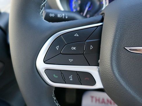 New 2026 Chrysler Pacifica Select image 18