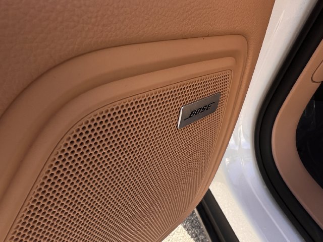 Used 2019 Porsche Macan AWD/4WD image 12