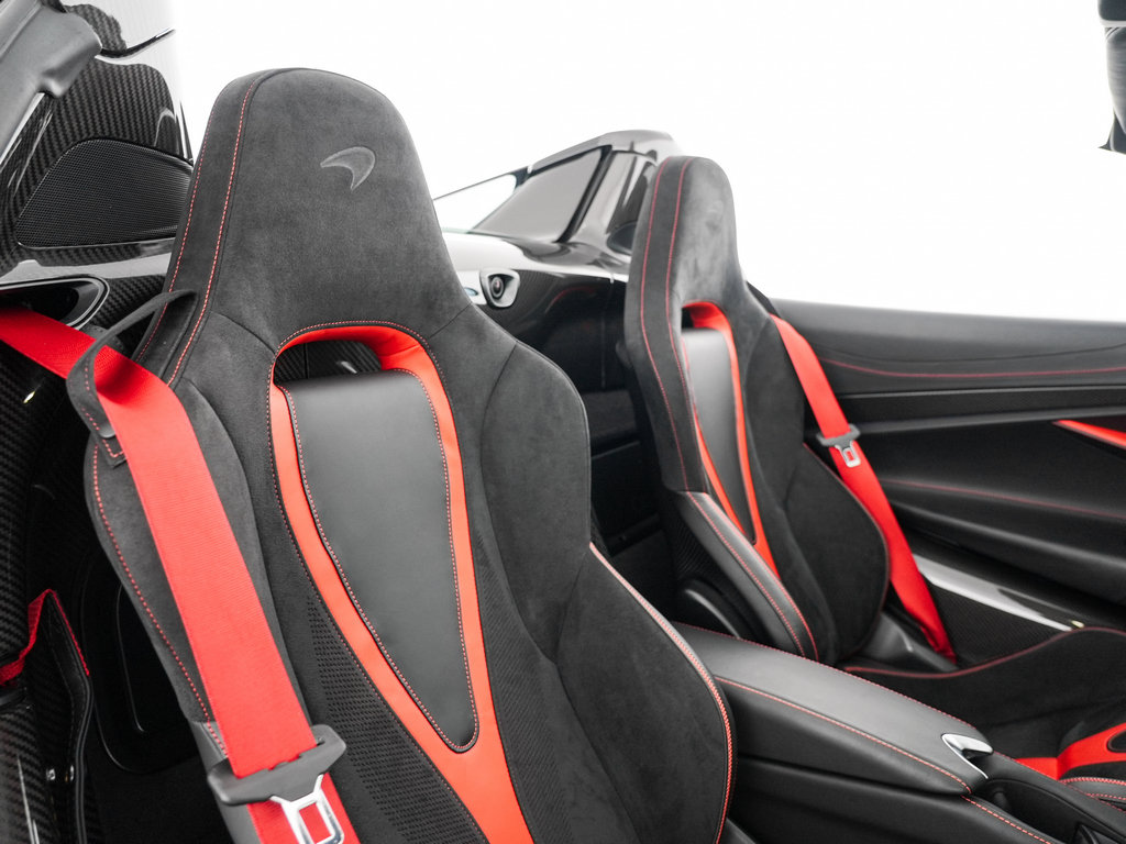 Used 2023 McLaren 720S Performance RWD image 7