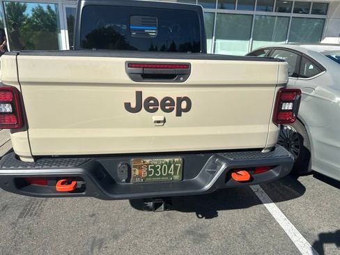 Used 2022 Jeep Gladiator Mojave w/ LED Lighting Group AWD/4WD image 12