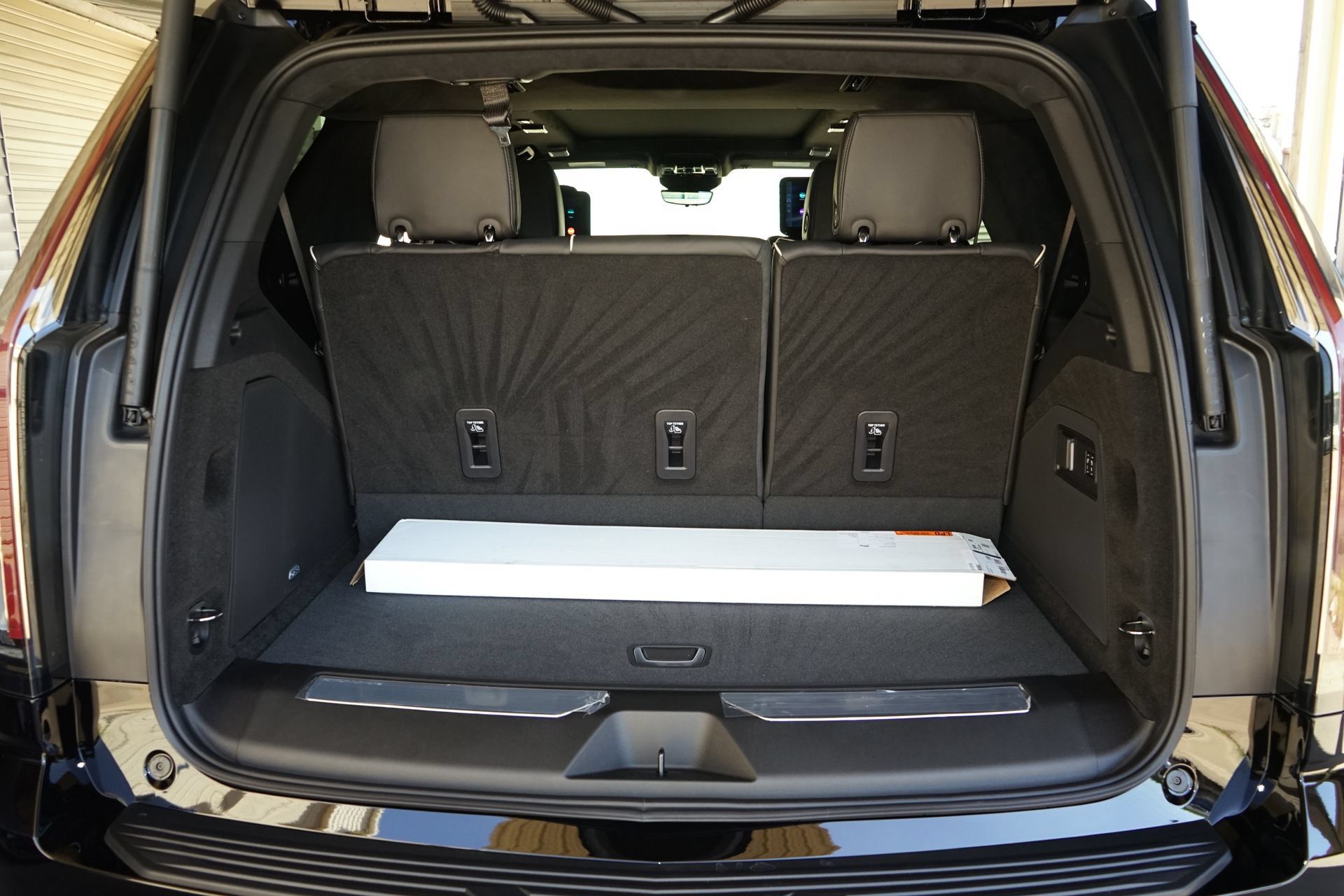 Used 2026 Cadillac Escalade V AWD/4WD image 43