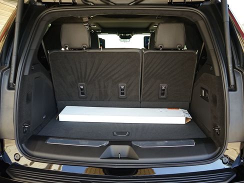 Used 2026 Cadillac Escalade V AWD/4WD image 43