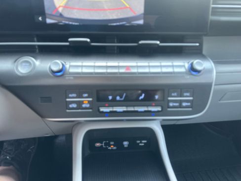 Used 2024 Hyundai Kona SEL FWD image 32