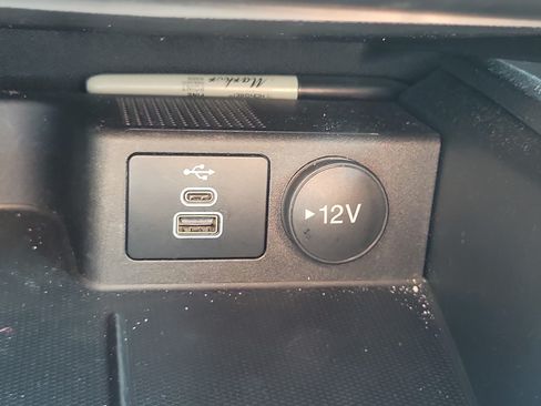 Used 2024 Ford Escape ST-Line FWD image 25