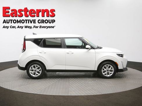 Used 2024 Kia Soul LX w/ Option Group 015 image 44