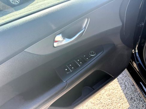 Used 2021 Kia Forte Sedan image 12