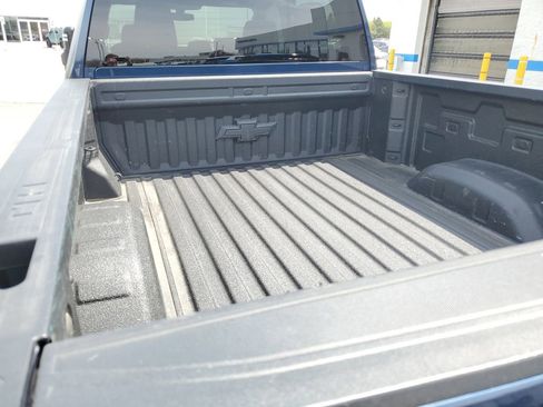Used 2022 Chevrolet Silverado 2500 LT w/ Convenience Package AWD/4WD image 34