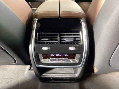 New 2026 BMW X7 M60i image 29