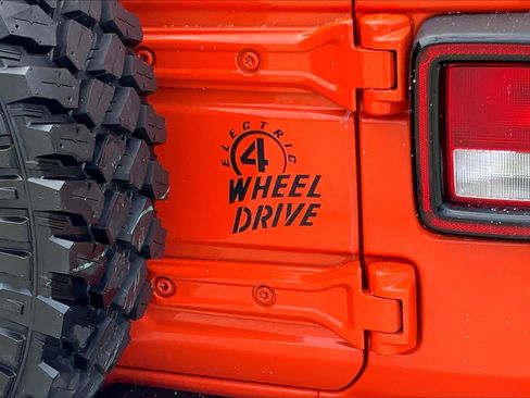 Certified 2023 Jeep Wrangler Unlimited w/ 8.4" Radio Group AWD/4WD image 27