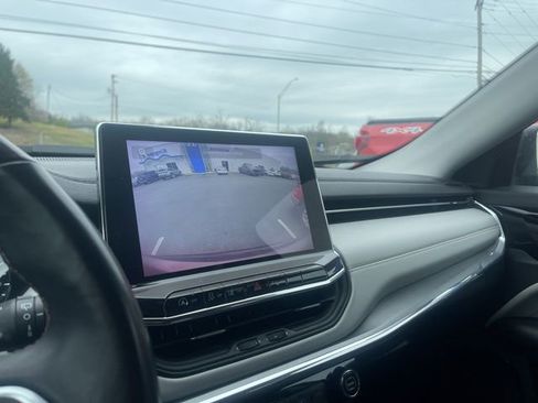 Used 2022 Jeep Compass Limited image 54