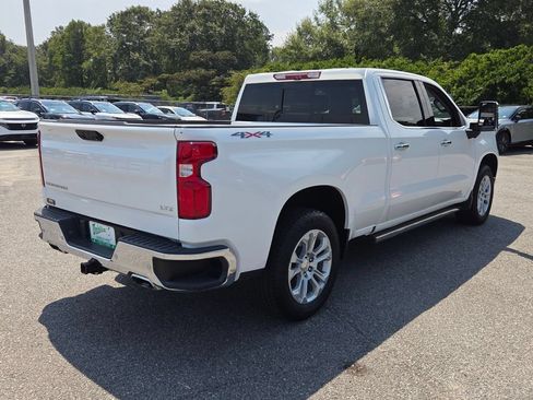 Certified 2025 Chevrolet Silverado 1500 LTZ w/ Technology Package AWD/4WD image 10