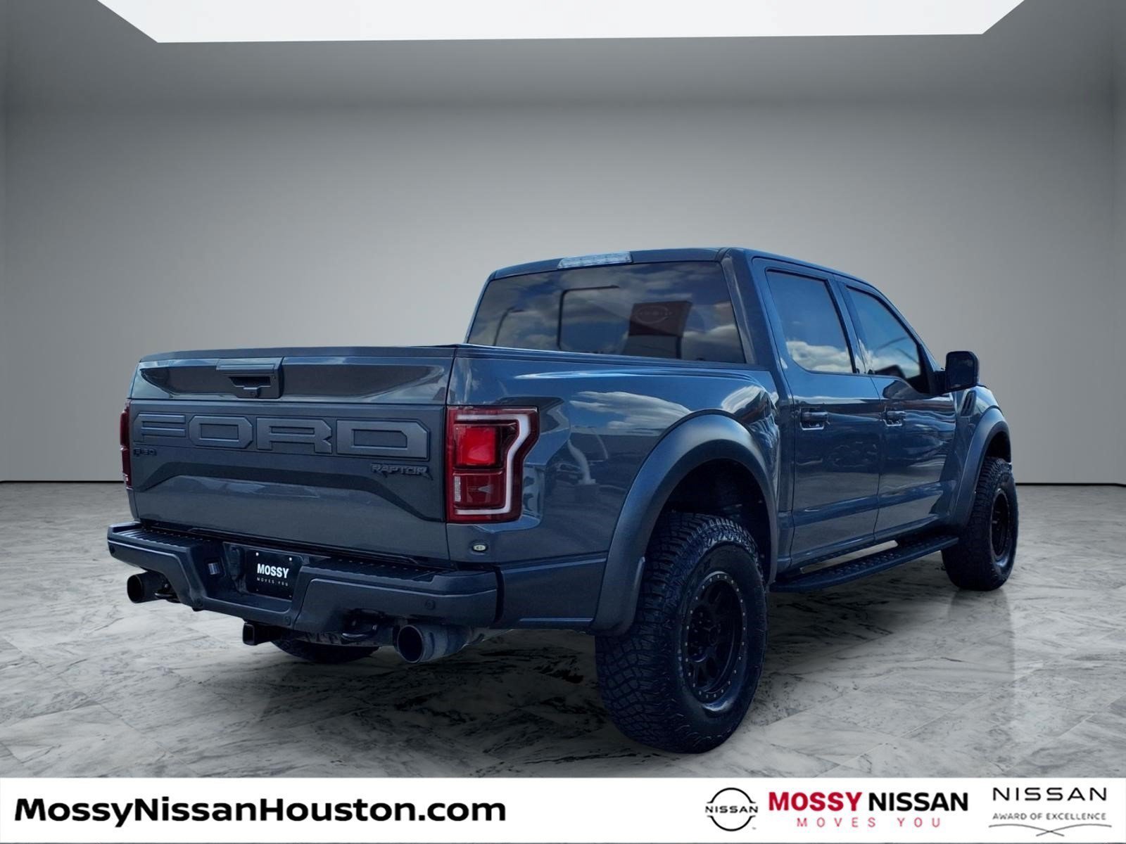 Used 2020 Ford F150 Raptor w/ Equipment Group 802A Luxury AWD/4WD image 7