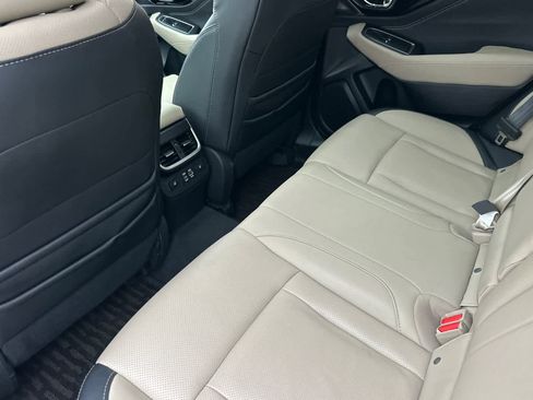 Used 2024 Subaru Outback Limited image 11