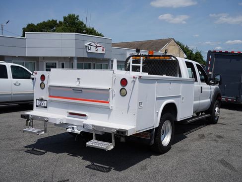 Used 2015 Ford F550 4x4 Crew Cab Super Duty image 9