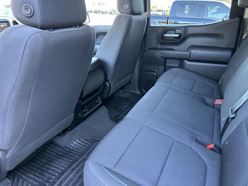 Used 2021 Chevrolet Silverado 1500 Custom image 17
