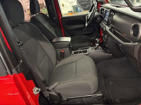 Used 2022 Jeep Wrangler Sport AWD/4WD image 21