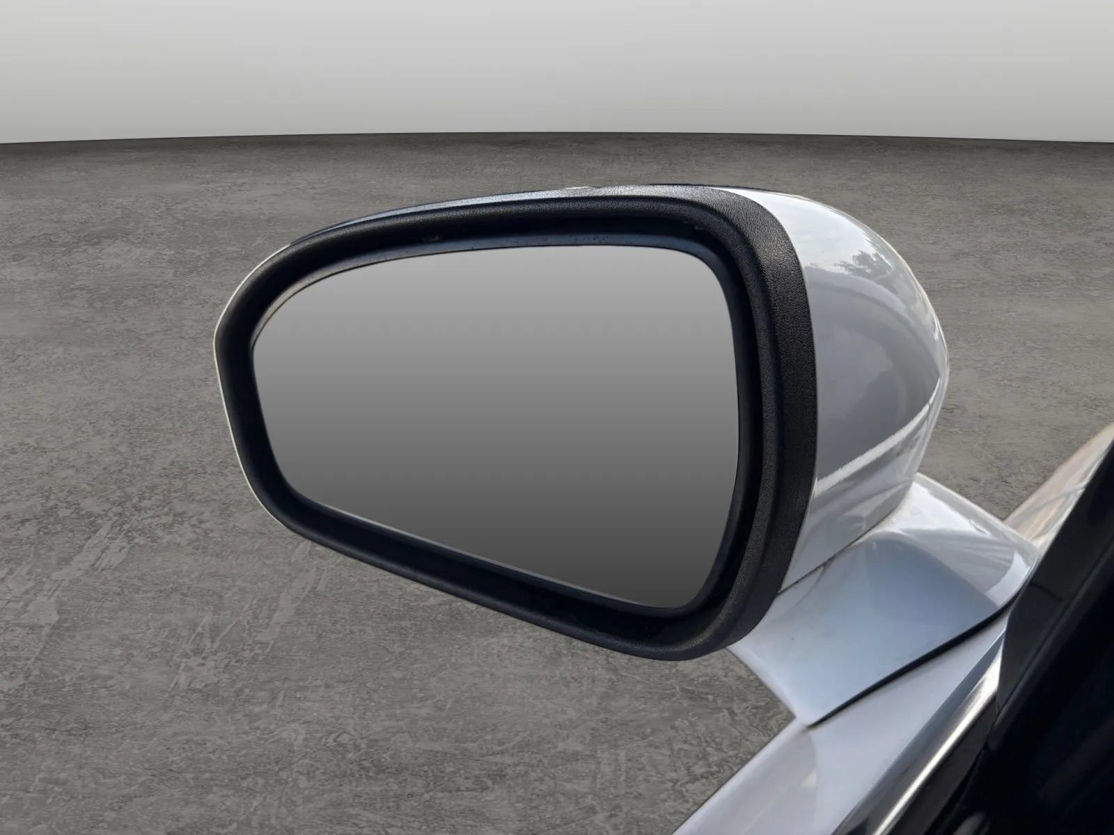 Used 2020 Ford Fusion SEL FWD image 33