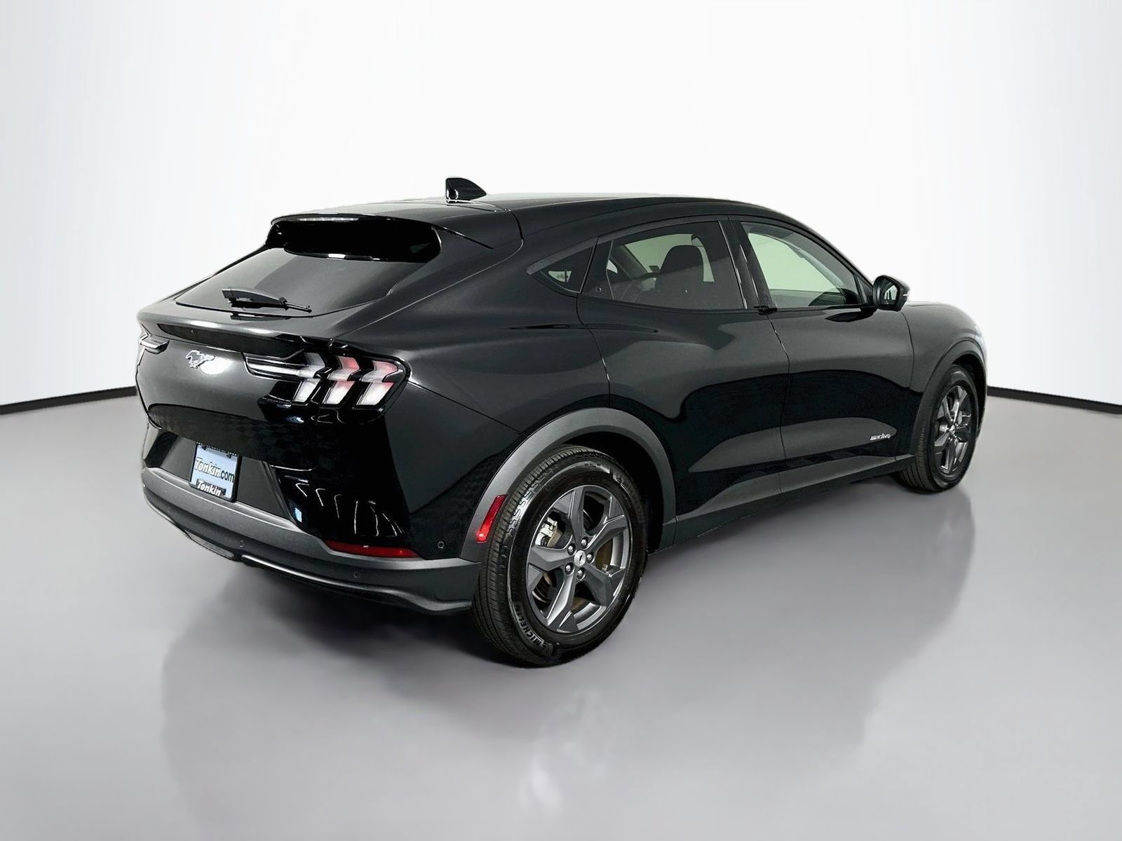 Used 2023 Ford Mustang Mach-E Select AWD/4WD image 7
