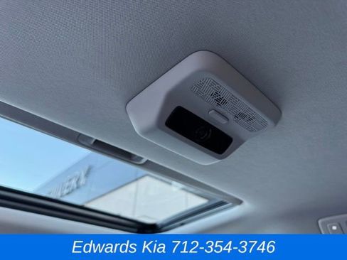 New 2026 Kia Carnival SX Prestige FWD image 19