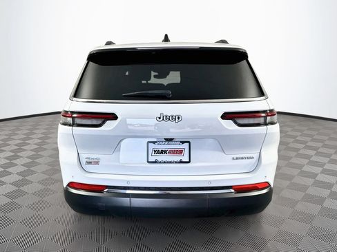 Used 2024 Jeep Grand Cherokee L Limited AWD/4WD image 8