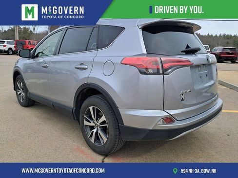 Used 2018 Toyota RAV4 XLE image 4