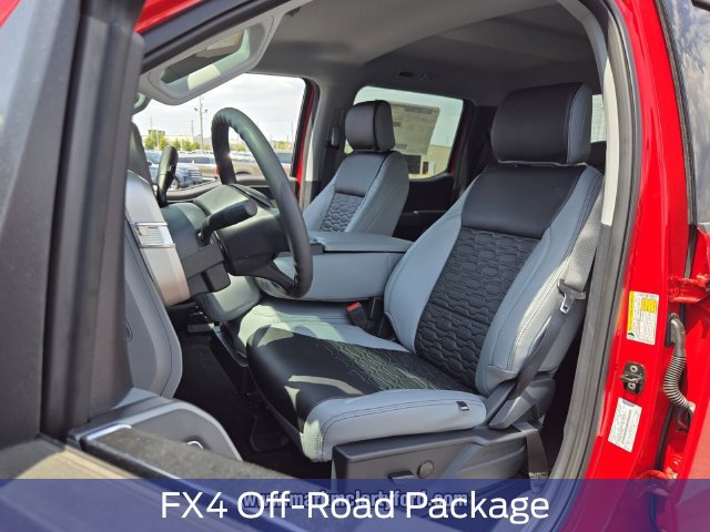 New 2026 Ford F250 XLT w/ XLT Premium Package AWD/4WD image 10