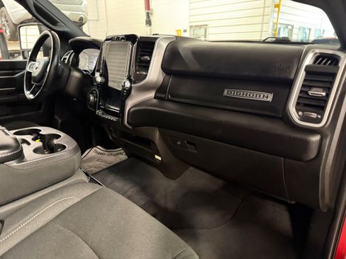 Certified 2024 RAM 2500 Big Horn w/ Night Edition AWD/4WD image 6