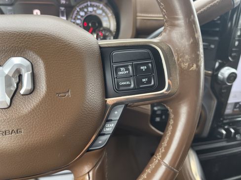 Used 2022 RAM 3500 Limited image 19