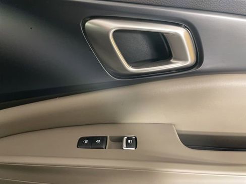 New 2026 Kia Carnival LXS image 12