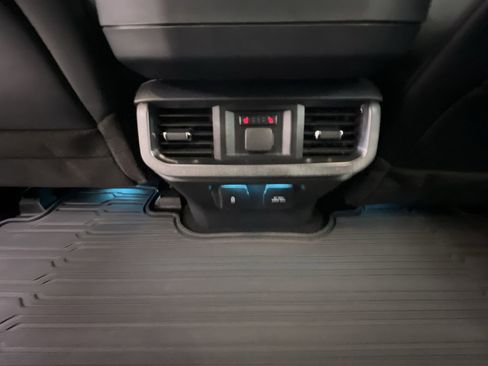 Used 2022 Ford F150 Platinum w/ Equipment Group 701A High image 95