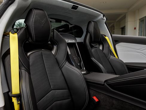 Used 2023 Chevrolet Corvette Z06 w/ Z07 Performance Package image 21