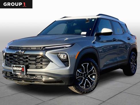 Used 2025 Chevrolet TrailBlazer ACTIV image 1