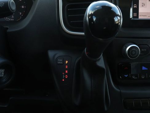 Used 2024 RAM ProMaster 2500 FWD image 13
