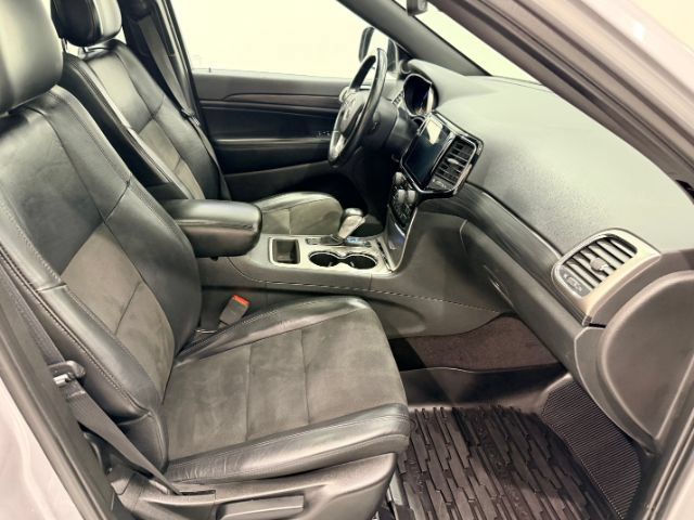 Used 2019 Jeep Grand Cherokee Altitude AWD/4WD image 41