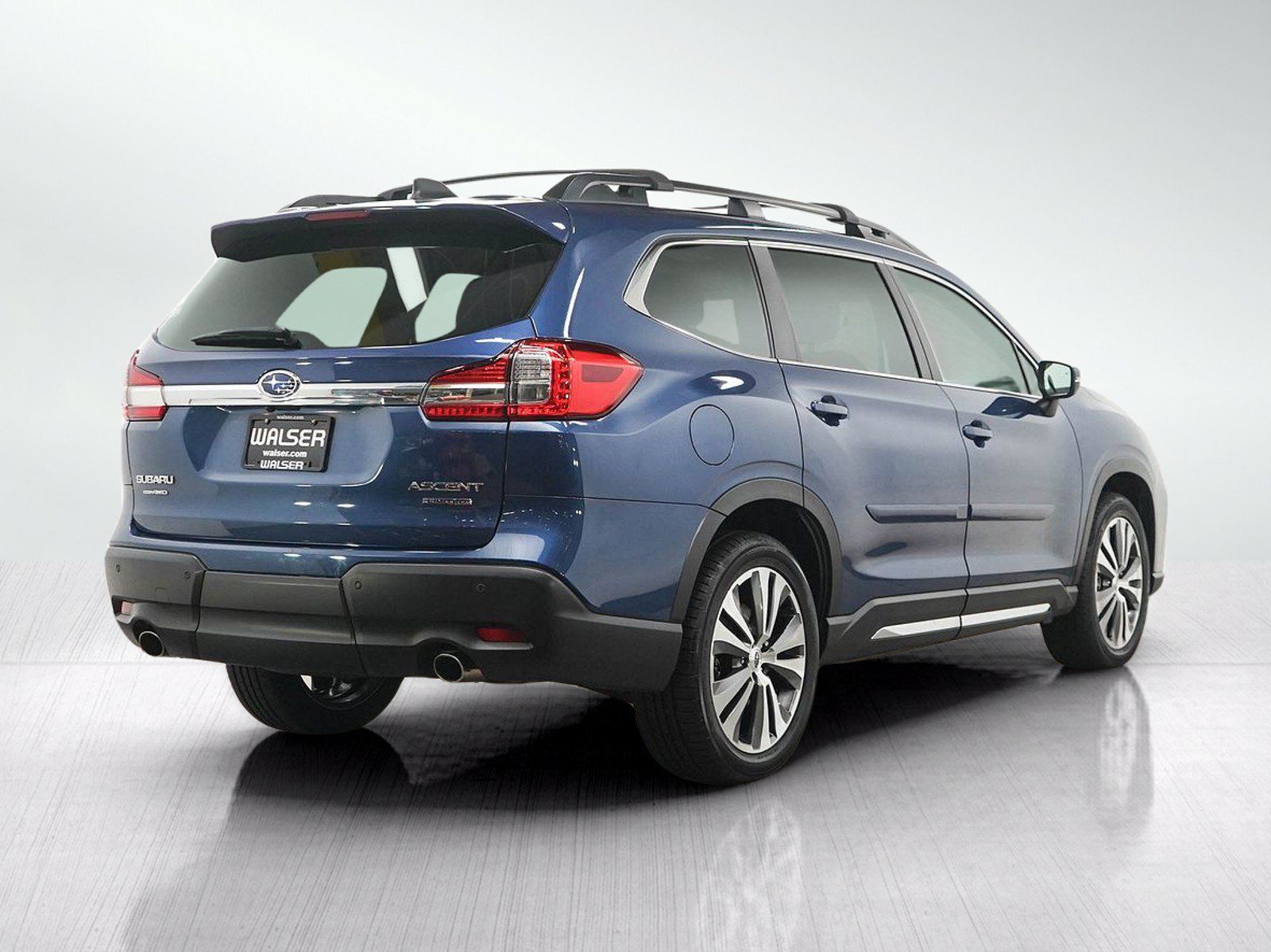 Used 2022 Subaru Ascent Limited w/ Technology Package AWD/4WD image 5