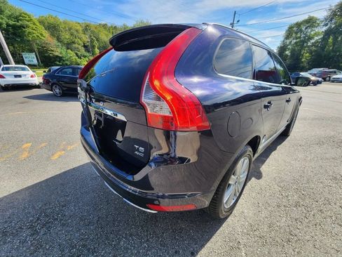 Used 2017 Volvo XC60 T5 Inscription w/ Preferred Option Package AWD/4WD image 5