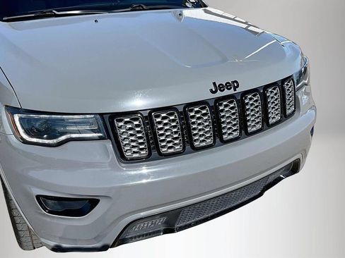 Used 2021 Jeep Grand Cherokee Laredo X RWD image 30