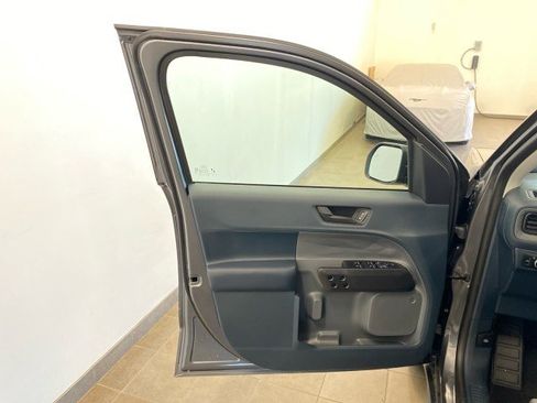 New 2025 Ford Maverick XLT w/ Black Appearance Package image 38