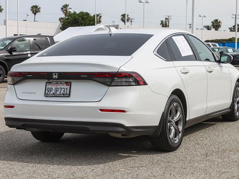 Certified 2024 Honda Accord EX image 9